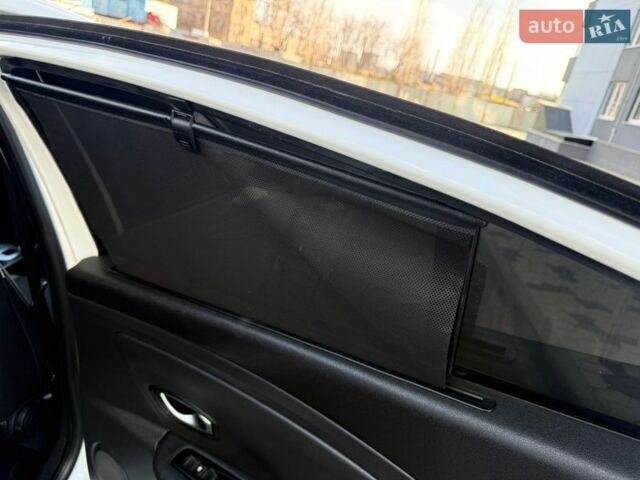 Білий Рено Флюенс, об'ємом двигуна 0 л та пробігом 151 тис. км за 5999 $, фото 66 на Automoto.ua