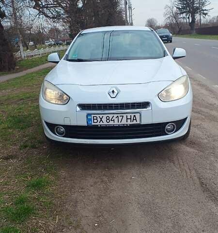 Білий Рено Флюенс, об'ємом двигуна 1.46 л та пробігом 210 тис. км за 7000 $, фото 5 на Automoto.ua
