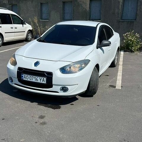 Білий Рено Флюенс, об'ємом двигуна 0 л та пробігом 88 тис. км за 5600 $, фото 3 на Automoto.ua