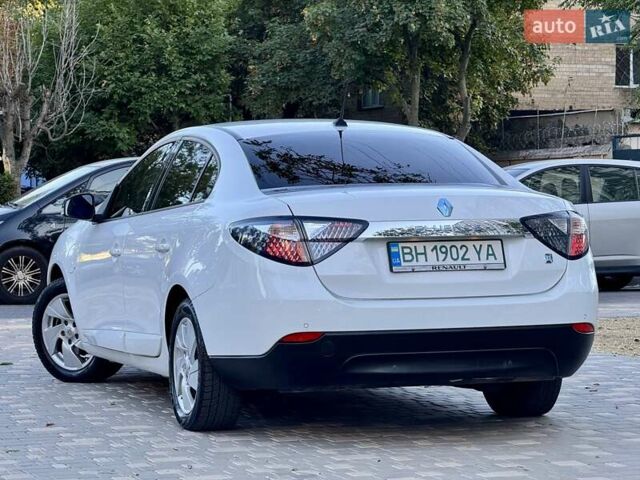 Белый Рено Флюенс, объемом двигателя 0 л и пробегом 151 тыс. км за 5999 $, фото 26 на Automoto.ua