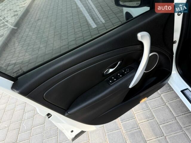 Білий Рено Флюенс, об'ємом двигуна 0 л та пробігом 151 тис. км за 5999 $, фото 36 на Automoto.ua