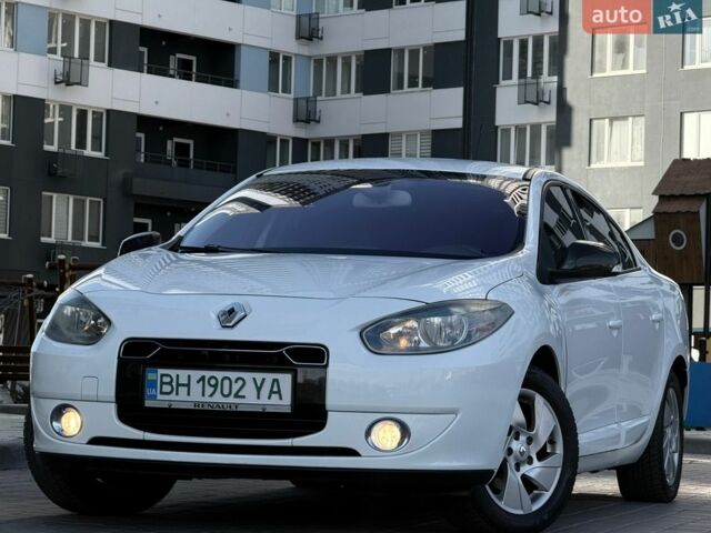 Білий Рено Флюенс, об'ємом двигуна 0 л та пробігом 151 тис. км за 5999 $, фото 10 на Automoto.ua