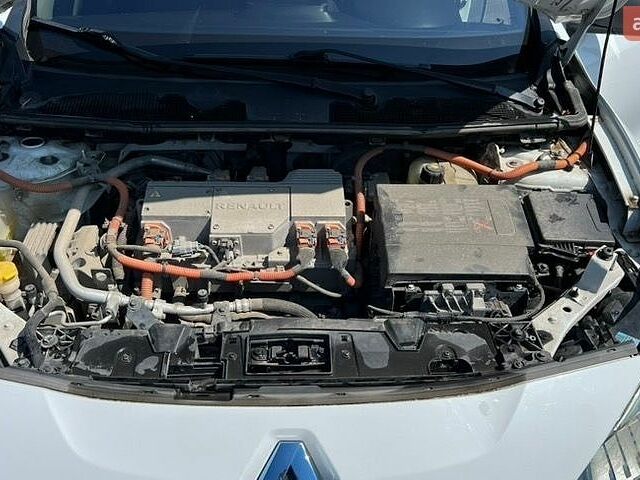 Білий Рено Флюенс, об'ємом двигуна 0 л та пробігом 88 тис. км за 5600 $, фото 13 на Automoto.ua