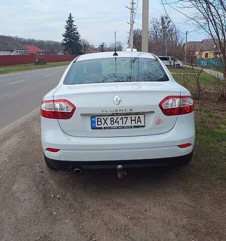 Білий Рено Флюенс, об'ємом двигуна 1.46 л та пробігом 210 тис. км за 7000 $, фото 1 на Automoto.ua