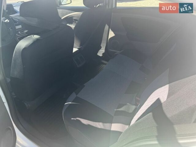 Белый Рено Флюенс, объемом двигателя 0 л и пробегом 104 тыс. км за 5000 $, фото 9 на Automoto.ua