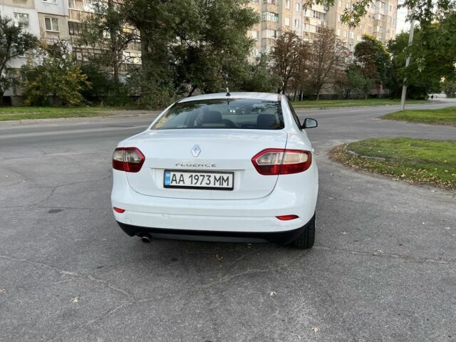 Білий Рено Флюенс, об'ємом двигуна 0 л та пробігом 230 тис. км за 5518 $, фото 5 на Automoto.ua