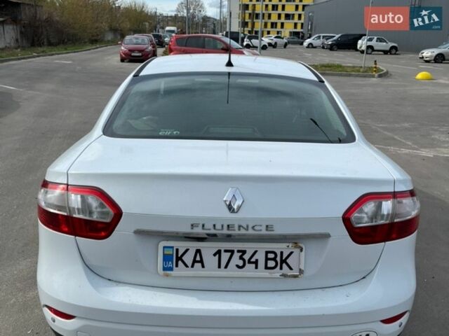 Белый Рено Флюенс, объемом двигателя 2 л и пробегом 178 тыс. км за 7999 $, фото 4 на Automoto.ua