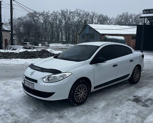 Білий Рено Флюенс, об'ємом двигуна 1.6 л та пробігом 290 тис. км за 6100 $, фото 2 на Automoto.ua