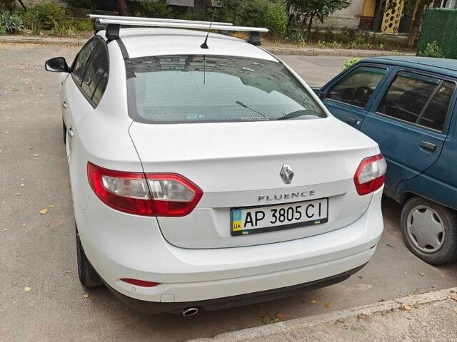 Белый Рено Флюенс, объемом двигателя 1.6 л и пробегом 140 тыс. км за 5500 $, фото 10 на Automoto.ua