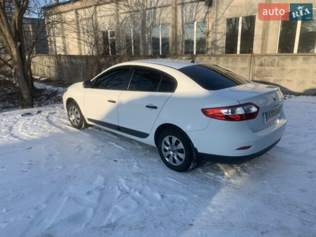 Белый Рено Флюенс, объемом двигателя 1.6 л и пробегом 167 тыс. км за 6300 $, фото 3 на Automoto.ua