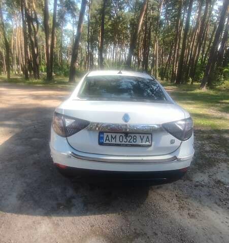 Білий Рено Флюенс, об'ємом двигуна 0 л та пробігом 70 тис. км за 10000 $, фото 1 на Automoto.ua