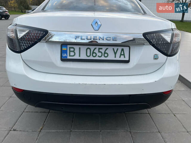 Белый Рено Флюенс, объемом двигателя 0 л и пробегом 111 тыс. км за 11500 $, фото 5 на Automoto.ua