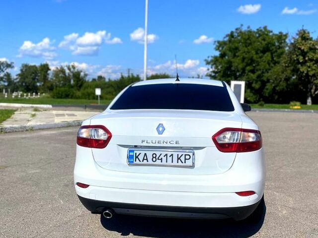 Білий Рено Флюенс, об'ємом двигуна 1.6 л та пробігом 269 тис. км за 5300 $, фото 1 на Automoto.ua