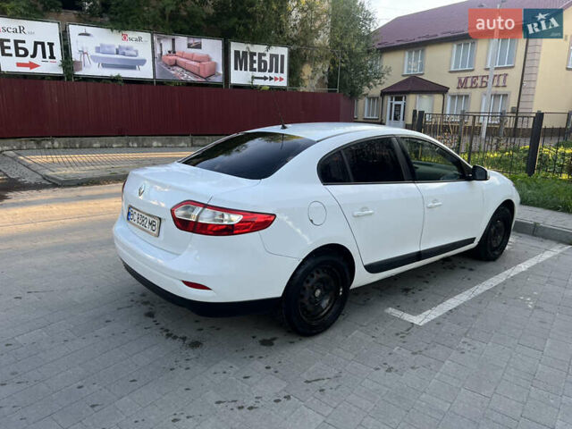 Білий Рено Флюенс, об'ємом двигуна 1.5 л та пробігом 389 тис. км за 3999 $, фото 4 на Automoto.ua