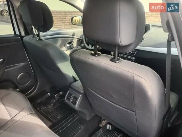 Белый Рено Флюенс, объемом двигателя 1.5 л и пробегом 270 тыс. км за 6200 $, фото 15 на Automoto.ua