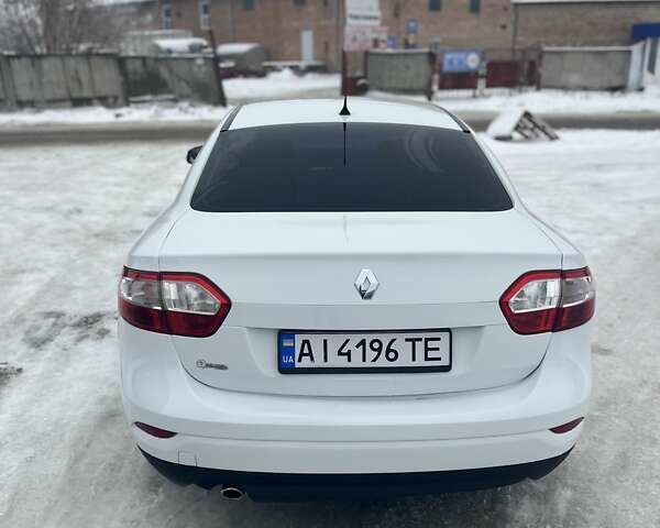 Білий Рено Флюенс, об'ємом двигуна 1.6 л та пробігом 290 тис. км за 6100 $, фото 5 на Automoto.ua