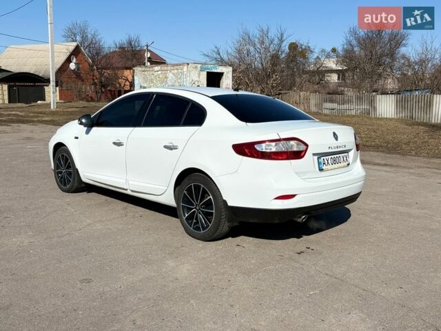 Белый Рено Флюенс, объемом двигателя 1.6 л и пробегом 260 тыс. км за 6500 $, фото 2 на Automoto.ua