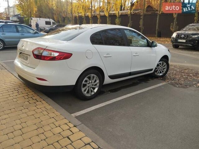 Білий Рено Флюенс, об'ємом двигуна 1.46 л та пробігом 168 тис. км за 6500 $, фото 6 на Automoto.ua