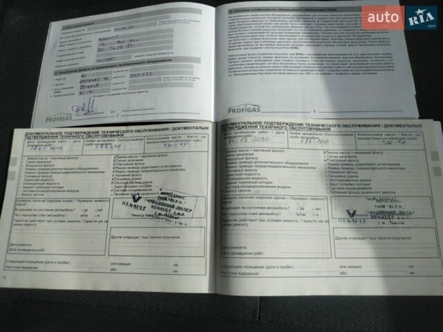 Белый Рено Флюенс, объемом двигателя 1.6 л и пробегом 234 тыс. км за 6200 $, фото 10 на Automoto.ua