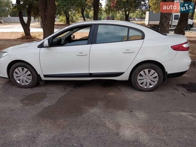 Білий Рено Флюенс, об'ємом двигуна 1.6 л та пробігом 205 тис. км за 6200 $, фото 3 на Automoto.ua