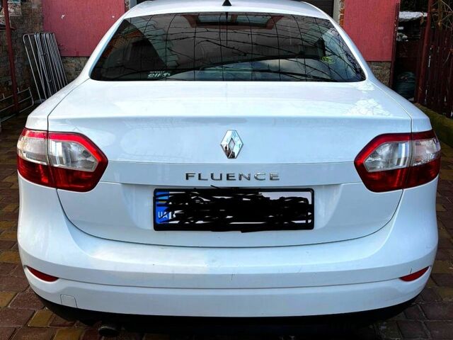 Білий Рено Флюенс, об'ємом двигуна 1.6 л та пробігом 21400 тис. км за 7200 $, фото 3 на Automoto.ua