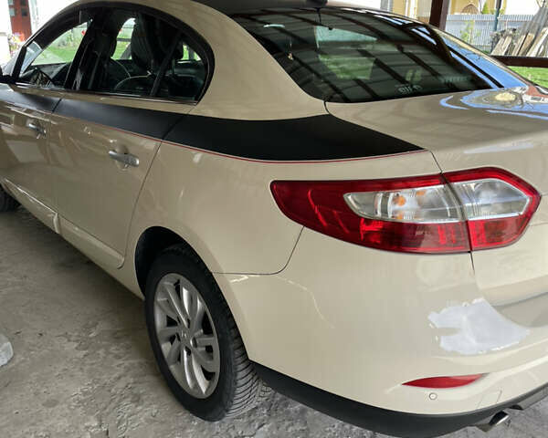 Білий Рено Флюенс, об'ємом двигуна 1.6 л та пробігом 181 тис. км за 9500 $, фото 21 на Automoto.ua