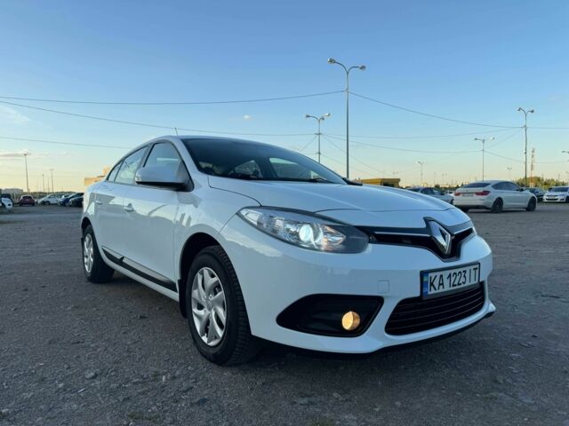 Білий Рено Флюенс, об'ємом двигуна 1.5 л та пробігом 120 тис. км за 8650 $, фото 2 на Automoto.ua