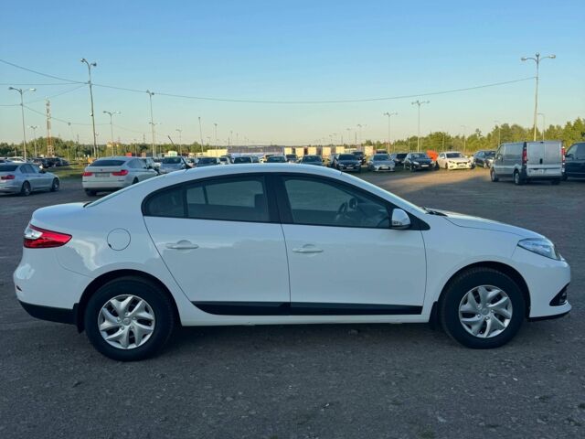 Білий Рено Флюенс, об'ємом двигуна 1.5 л та пробігом 120 тис. км за 8650 $, фото 4 на Automoto.ua