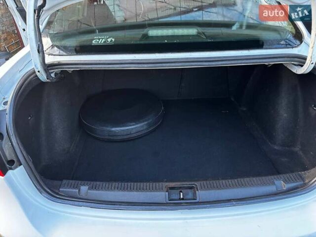 Білий Рено Флюенс, об'ємом двигуна 1.6 л та пробігом 214 тис. км за 7200 $, фото 10 на Automoto.ua