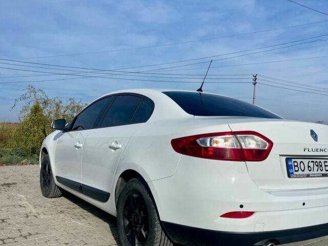 Білий Рено Флюенс, об'ємом двигуна 1.5 л та пробігом 270 тис. км за 7500 $, фото 5 на Automoto.ua