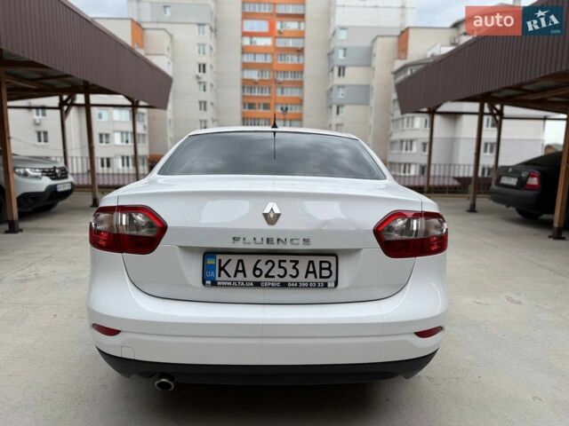 Белый Рено Флюенс, объемом двигателя 1.6 л и пробегом 262 тыс. км за 6999 $, фото 27 на Automoto.ua
