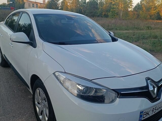 Білий Рено Флюенс, об'ємом двигуна 1.46 л та пробігом 220 тис. км за 6900 $, фото 7 на Automoto.ua