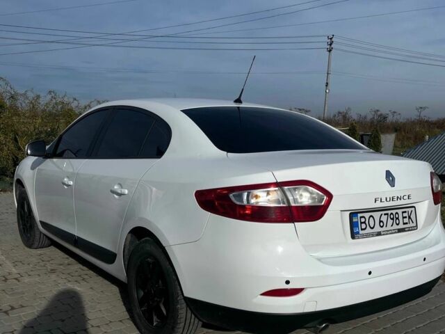 Білий Рено Флюенс, об'ємом двигуна 1.5 л та пробігом 270 тис. км за 7500 $, фото 4 на Automoto.ua