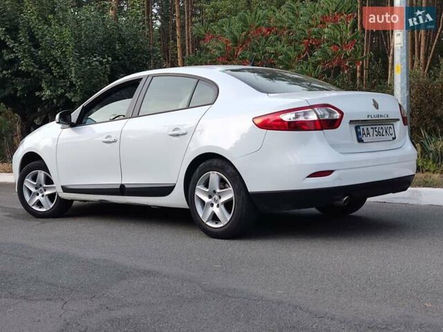 Білий Рено Флюенс, об'ємом двигуна 1.6 л та пробігом 210 тис. км за 6400 $, фото 2 на Automoto.ua