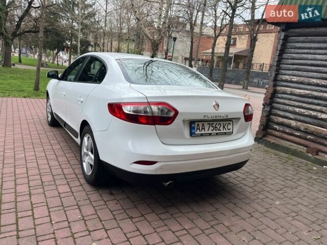 Білий Рено Флюенс, об'ємом двигуна 1.6 л та пробігом 226 тис. км за 6700 $, фото 15 на Automoto.ua