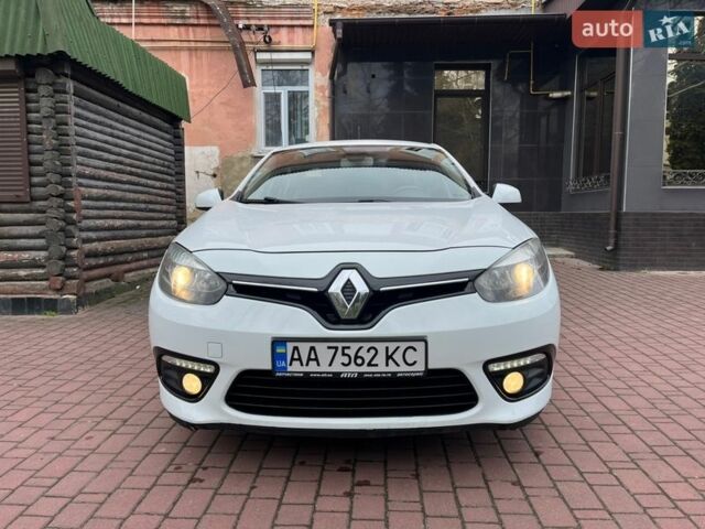 Білий Рено Флюенс, об'ємом двигуна 1.6 л та пробігом 226 тис. км за 6700 $, фото 6 на Automoto.ua