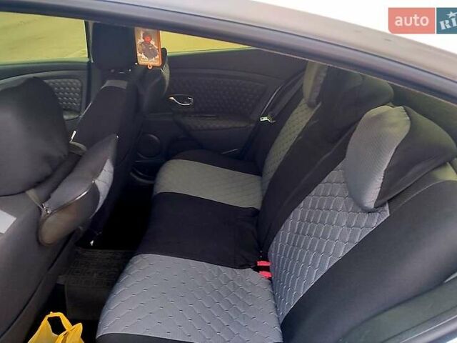 Білий Рено Флюенс, об'ємом двигуна 1.5 л та пробігом 200 тис. км за 7999 $, фото 6 на Automoto.ua