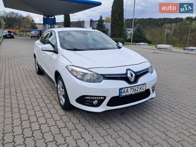 Белый Рено Флюенс, объемом двигателя 1.6 л и пробегом 227 тыс. км за 6200 $, фото 20 на Automoto.ua
