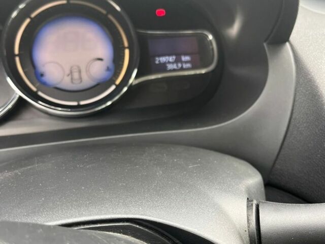 Білий Рено Флюенс, об'ємом двигуна 1.6 л та пробігом 220 тис. км за 7800 $, фото 4 на Automoto.ua