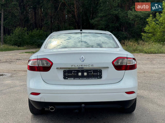 Белый Рено Флюенс, объемом двигателя 1.5 л и пробегом 154 тыс. км за 7250 $, фото 13 на Automoto.ua