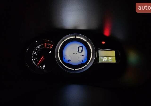 Білий Рено Флюенс, об'ємом двигуна 1.46 л та пробігом 156 тис. км за 9600 $, фото 10 на Automoto.ua