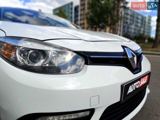 Білий Рено Флюенс, об'ємом двигуна 1.46 л та пробігом 257 тис. км за 5990 $, фото 32 на Automoto.ua