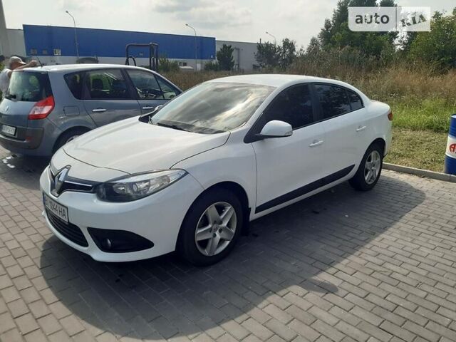 Белый Рено Флюенс, объемом двигателя 1.6 л и пробегом 176 тыс. км за 8300 $, фото 3 на Automoto.ua