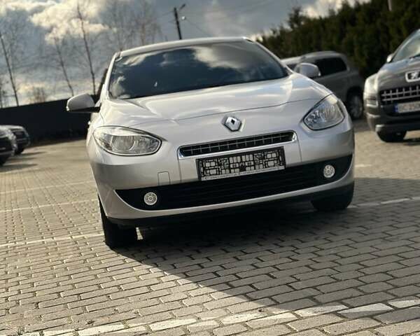 Бежевий Рено Флюенс, об'ємом двигуна 1.5 л та пробігом 195 тис. км за 5800 $, фото 2 на Automoto.ua