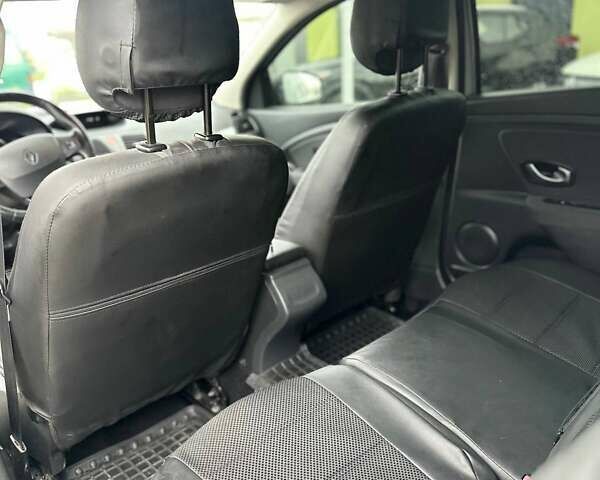 Бежевий Рено Флюенс, об'ємом двигуна 1.5 л та пробігом 195 тис. км за 5800 $, фото 18 на Automoto.ua