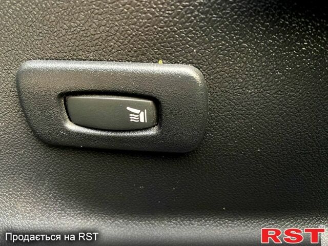 Бежевый Рено Флюенс, объемом двигателя 2 л и пробегом 183 тыс. км за 6150 $, фото 5 на Automoto.ua