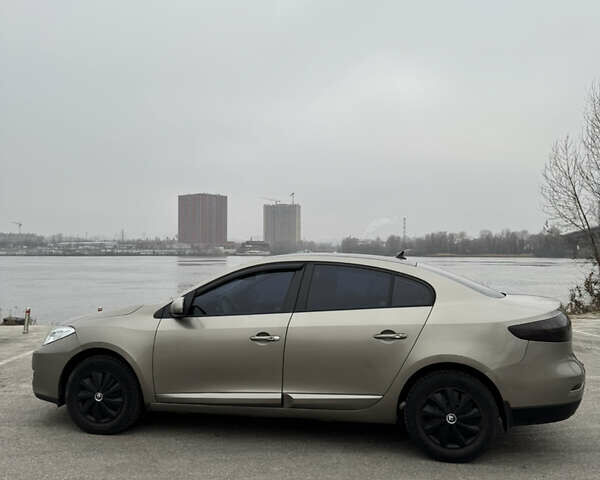 Бежевый Рено Флюенс, объемом двигателя 1.6 л и пробегом 192 тыс. км за 6200 $, фото 3 на Automoto.ua