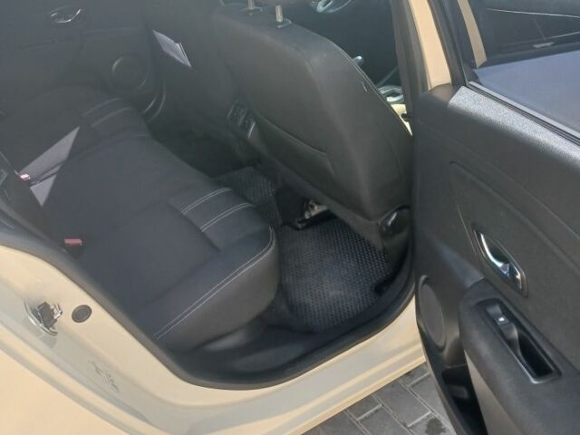 Рено Флюенс 2013 у Дніпро (Дніпропетровську) на Automoto.ua Бежевий Рено Флюенс, об'ємом двигуна 2 л та пробігом 125 тис. км за 8000 $, фото 7 на Automoto.ua