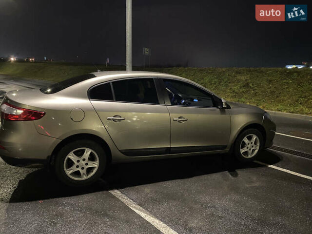 Бежевый Рено Флюенс, объемом двигателя 1.46 л и пробегом 233 тыс. км за 7300 $, фото 6 на Automoto.ua