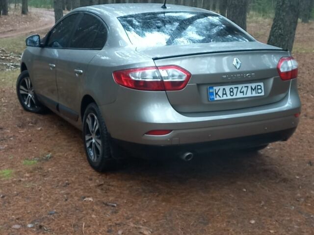 Бежевый Рено Флюенс, объемом двигателя 1.5 л и пробегом 251 тыс. км за 8300 $, фото 3 на Automoto.ua